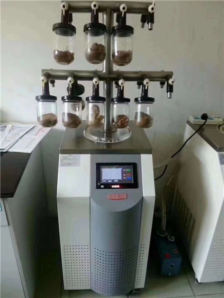 實驗室立式冷凍干燥機(jī)在儀器設(shè)備的制造過程中的應(yīng)用有哪些？